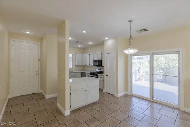 $2,050 | 10382 Cherry Brook Street, Las Vegas, NV 89183