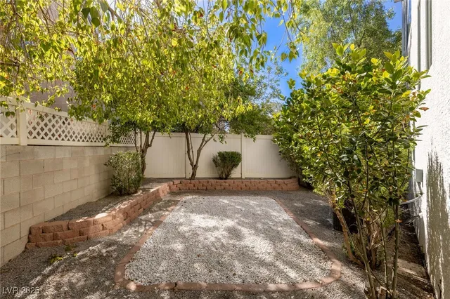 $2,050 | 10382 Cherry Brook Street, Las Vegas, NV 89183