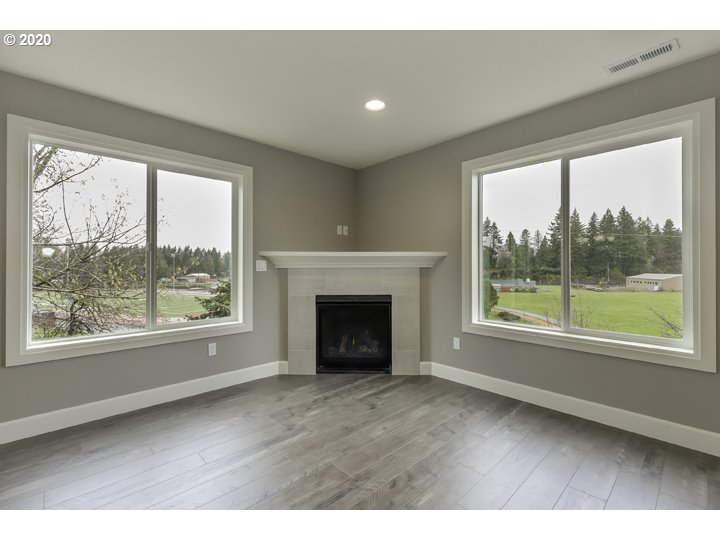 16992 University Avenue Sandy, OR 97055 - Photo 7 of 29