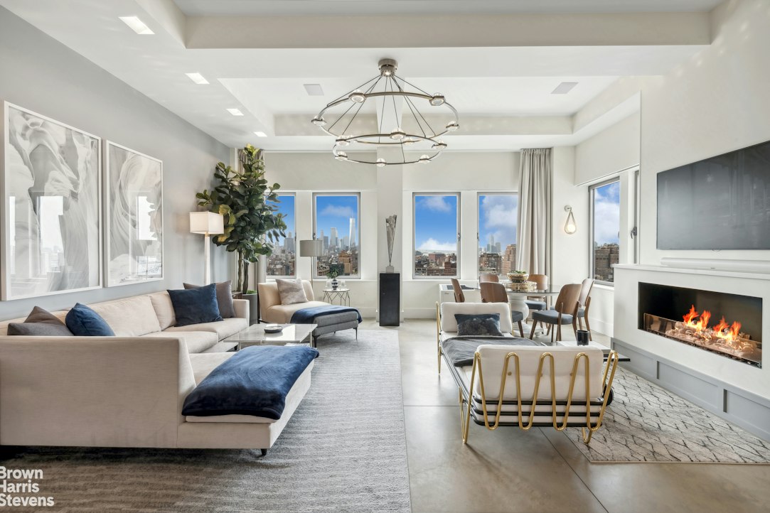 252 7th Avenue, Unit PHC Manhattan, NY 10001 - Photo 2 of 19 Gallery Image 2