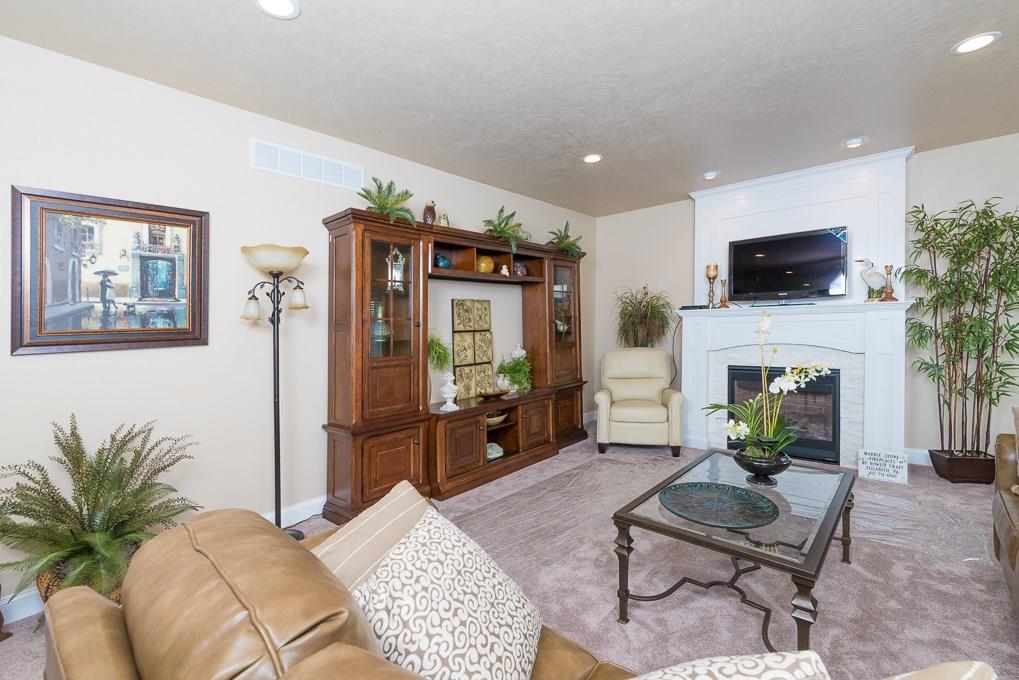 305 Durst Road Irwin, PA 15642 - Photo 13 of 23 Gallery Image 13