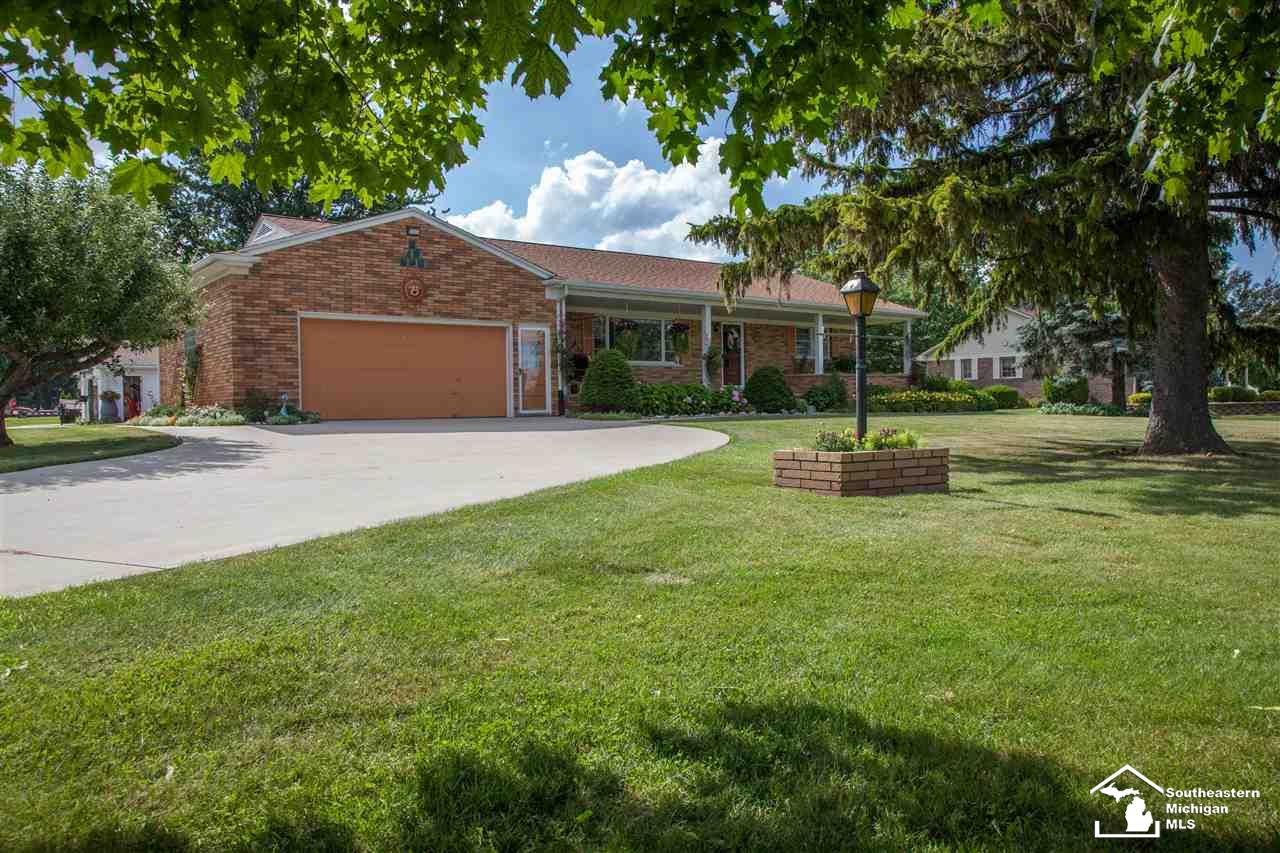 10487 Grafton Road Carleton, MI 48117 - Photo 1 of 54 31352619.JPG