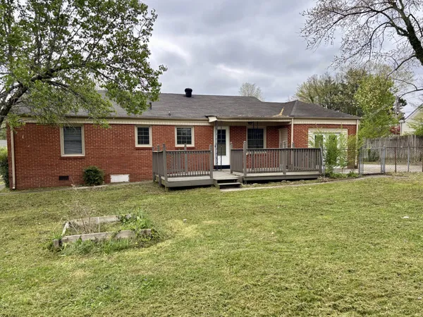 $1,425 | 807 1st Avenue, Tullahoma, TN 37388