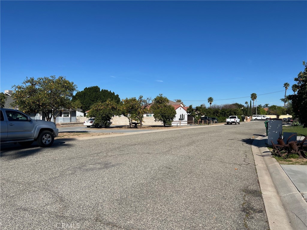 11140 Old Fashion Way Riverside, CA 92503 - Photo 11 of 13