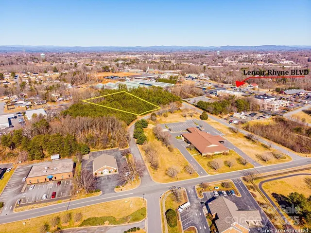 $269,900 | 662 10th Ave Drive Southeast, Hickory, NC 28602