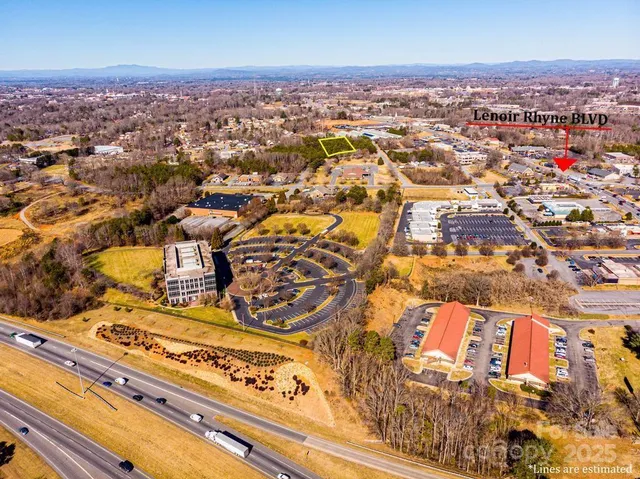 $269,900 | 662 10th Ave Drive Southeast, Hickory, NC 28602