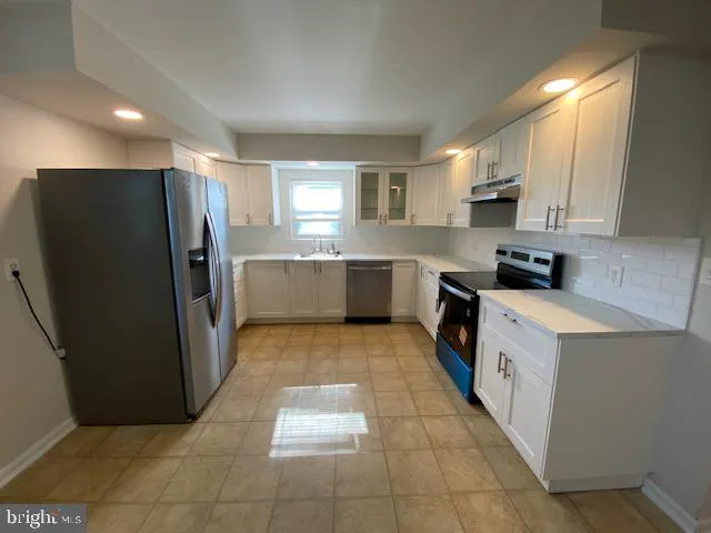 $2,400 | 1624 Tremont Avenue, Norristown, PA 19401