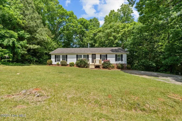 $254,000 | 1004 Candlewood Circle, Siler City, NC 27344