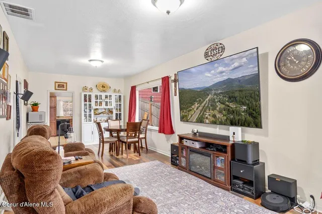 $325,000 | 203 East Market Avenue, Kellogg, ID 83837