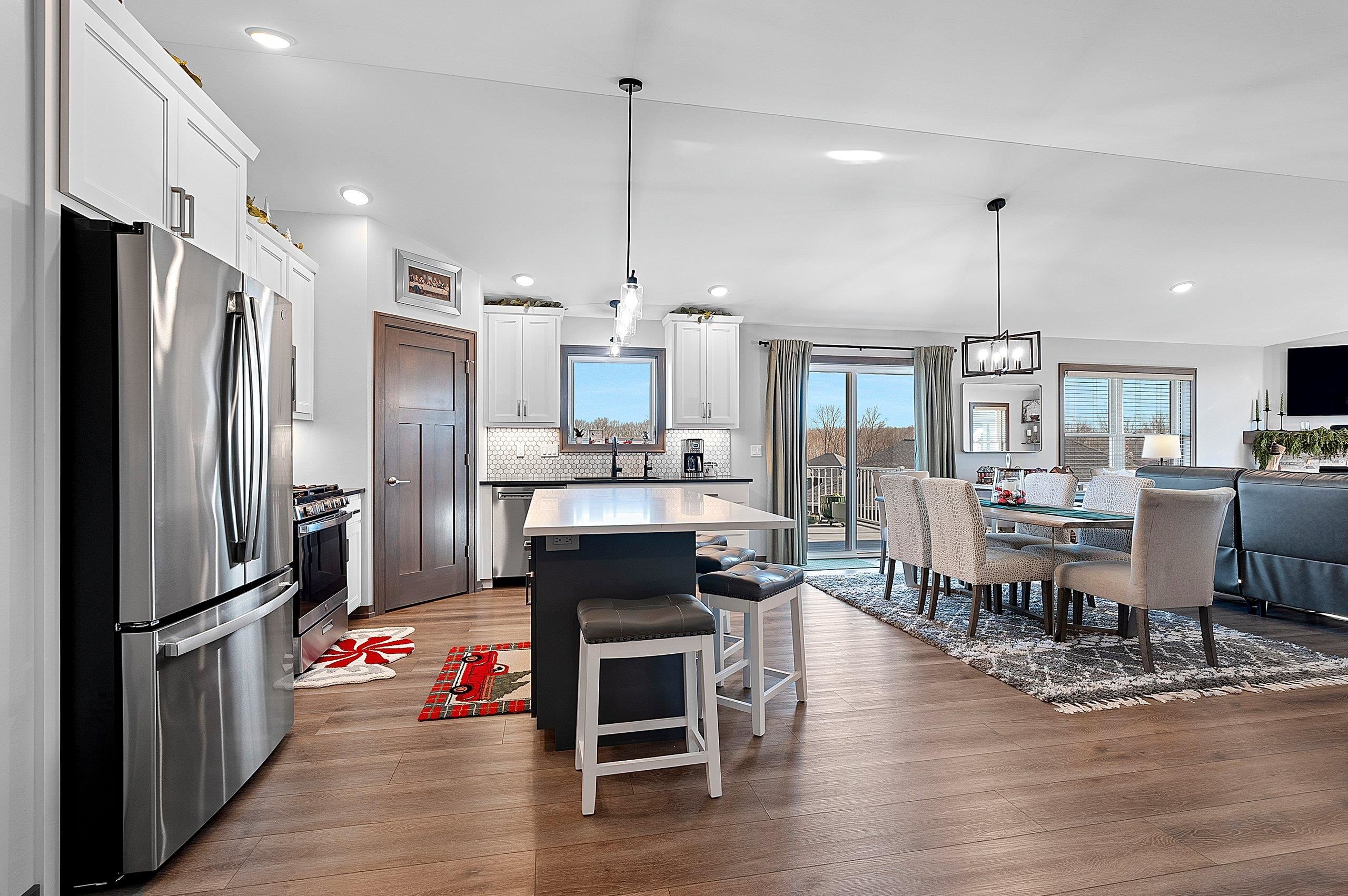 2121 Durum Court Suamico, WI 54313 - Photo 11 of 88