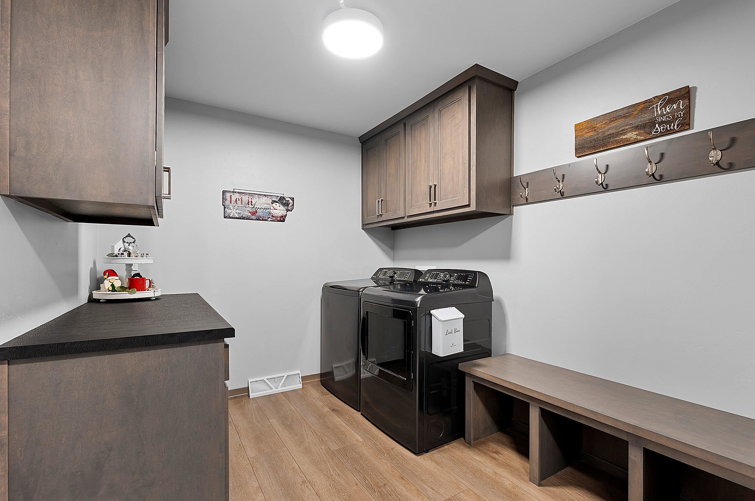 2121 Durum Court Suamico, WI 54313 - Photo 36 of 88