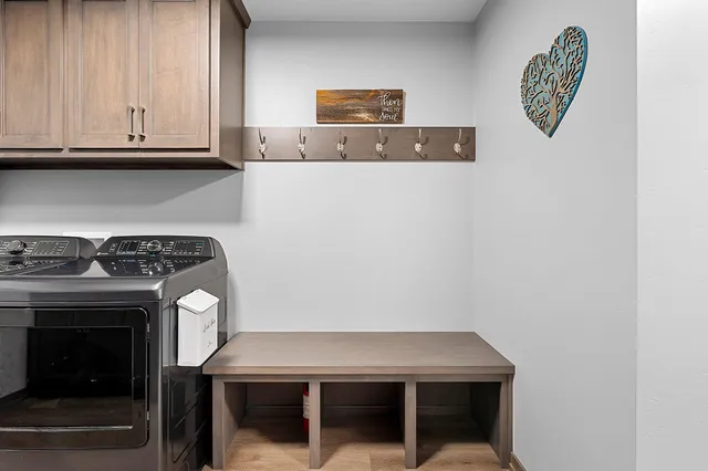 $575,000 | 2121 Durum Court, Suamico, WI 54313