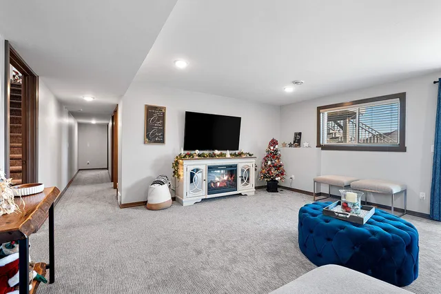 $575,000 | 2121 Durum Court, Suamico, WI 54313