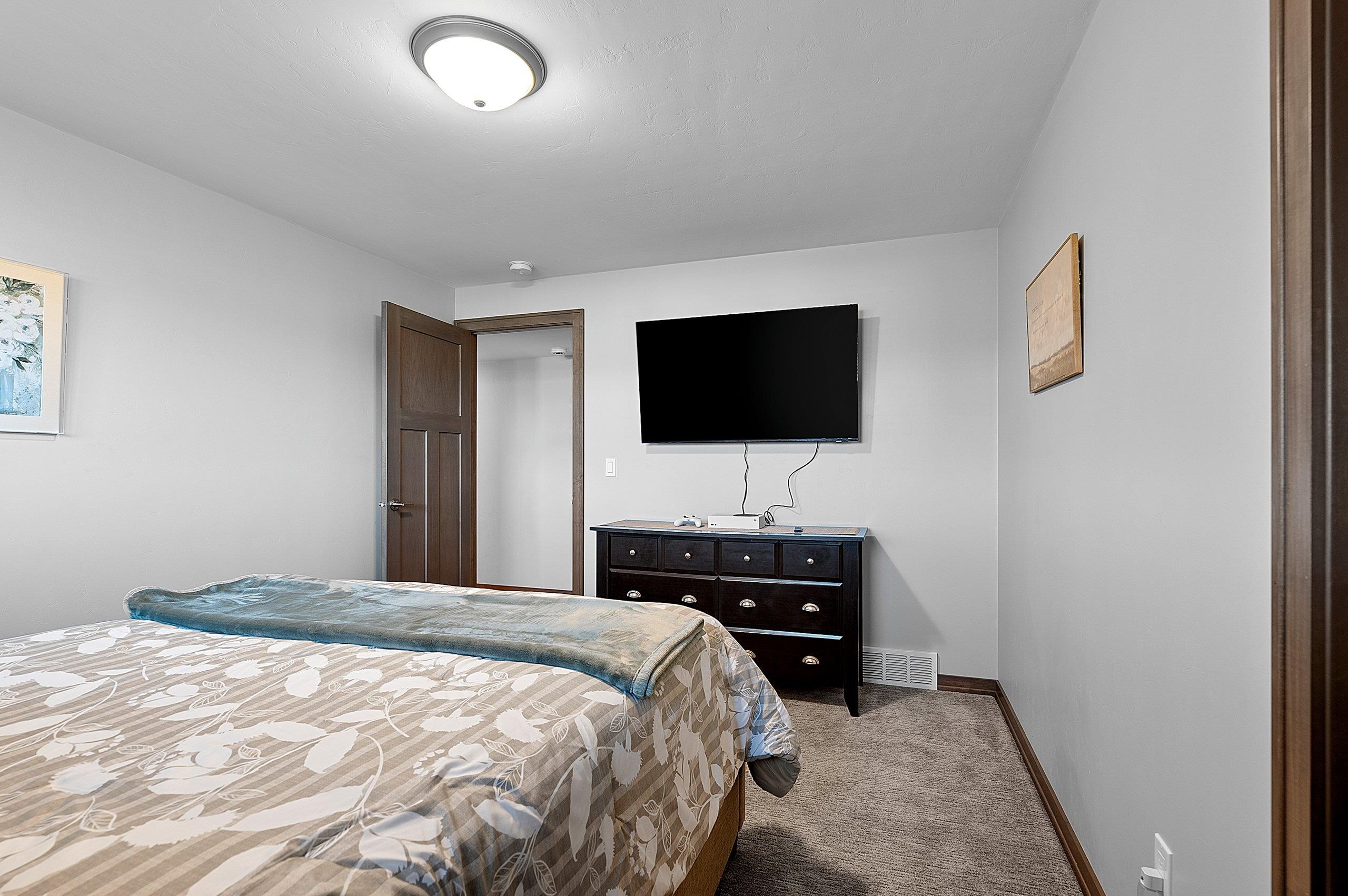 2121 Durum Court Suamico, WI 54313 - Photo 48 of 88