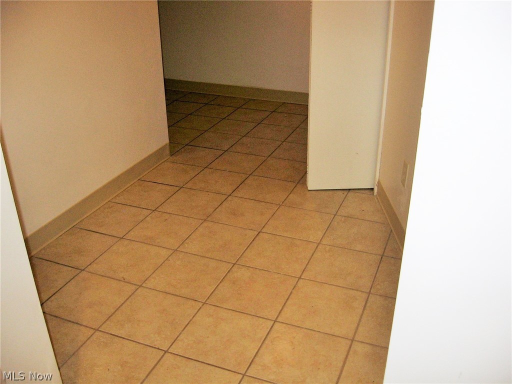 17824 Landseer Road Cleveland, OH 44119 - Photo 19 of 21 Gallery Image 19