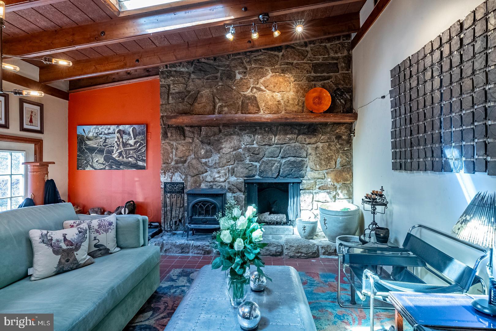 2571 Hill Road Reading, PA 19606 - Photo 12 of 43 Gallery Image 12