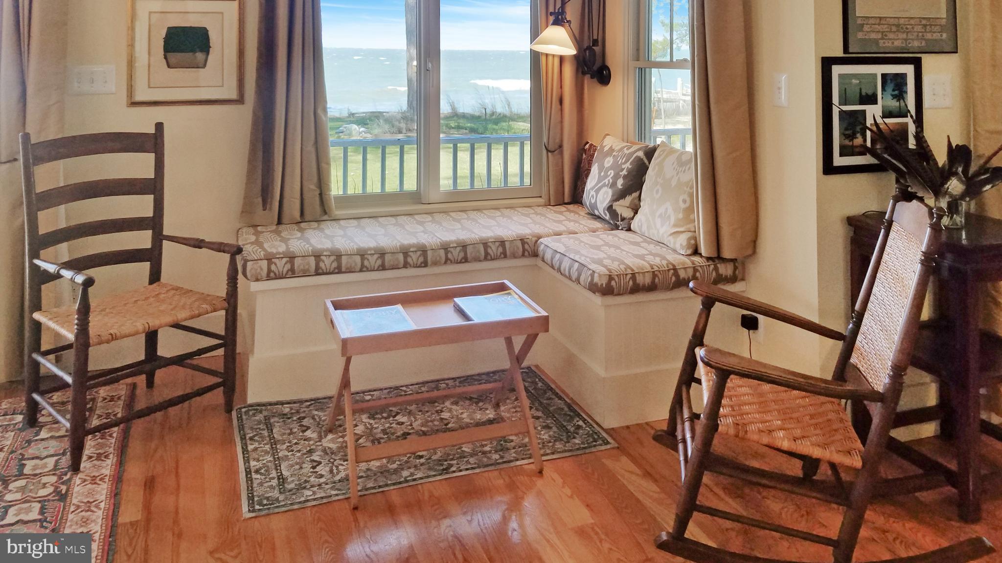 18187 River Road Tall Timbers, MD 20690 - Photo 23 of 60 Built-in Cushioned Settee Corner Nook with Storage