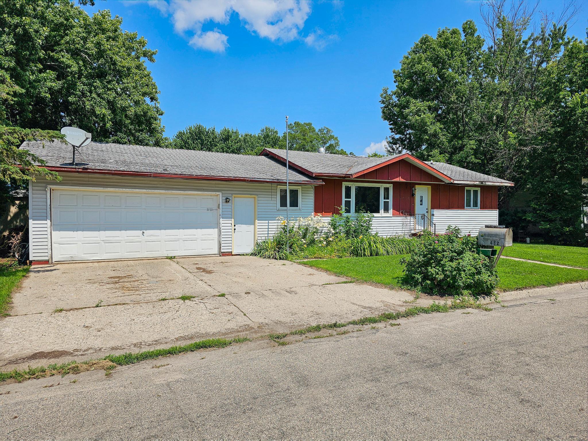 452 4th Street Northwest Perham, MN 56573 - Photo 7 of 26