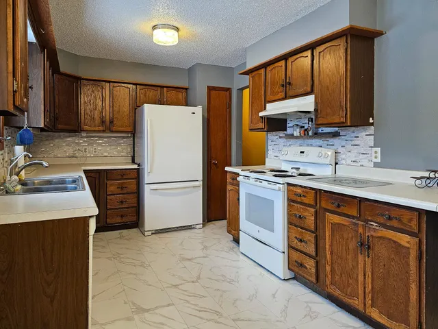 $149,000 | 452 4th Street Northwest, Perham, MN 56573