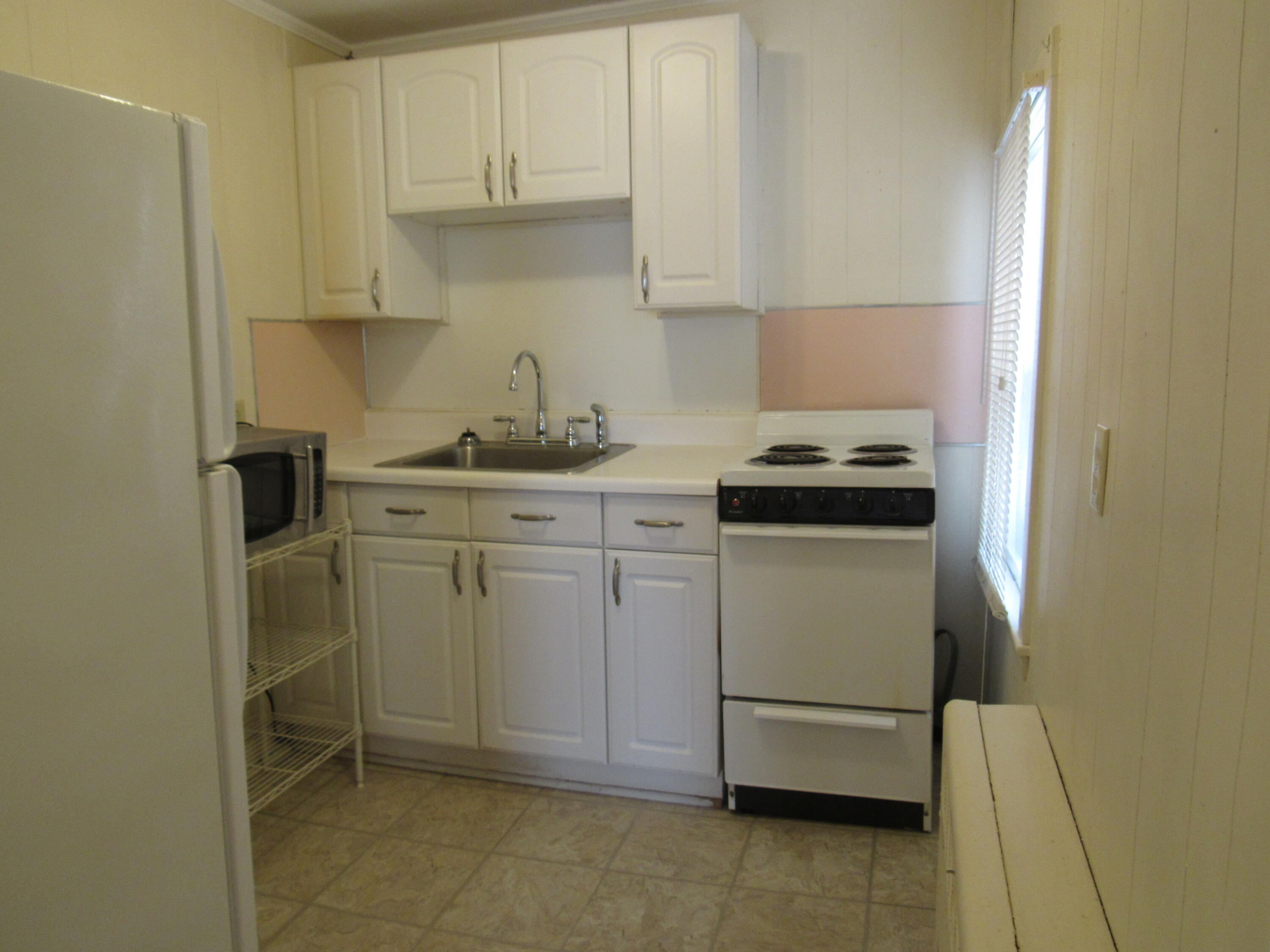 166 Pearl Street Bangor, ME 04401 - Photo 26 of 29 IMG_8245