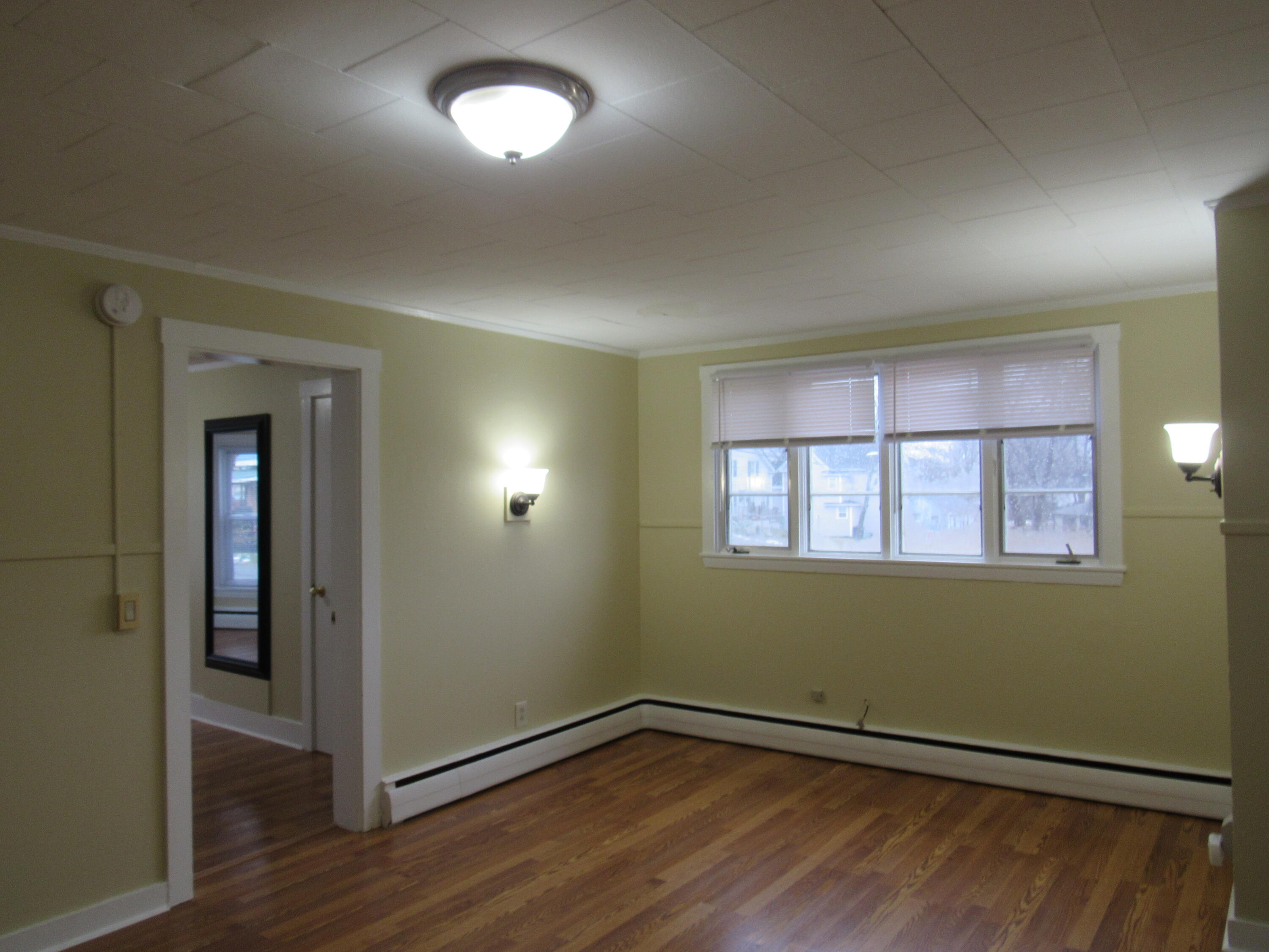 166 Pearl Street Bangor, ME 04401 - Photo 10 of 29 IMG_8265