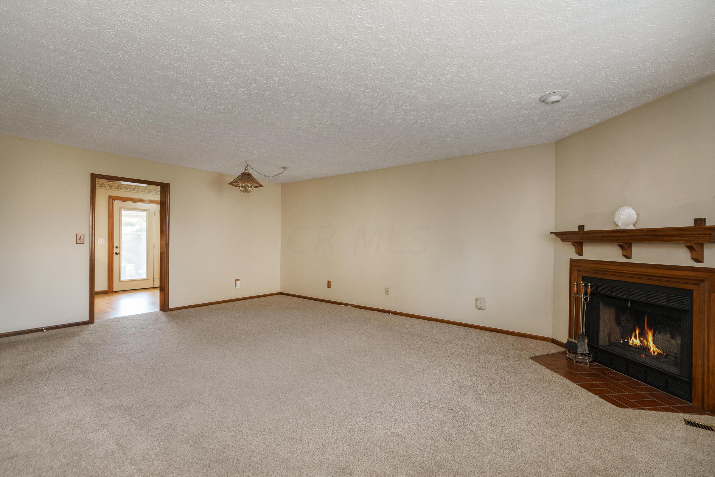 5277 Ruthton Road, Unit 22 Columbus, OH 43220 - Photo 8 of 33 5277 Ruthton Rd-24