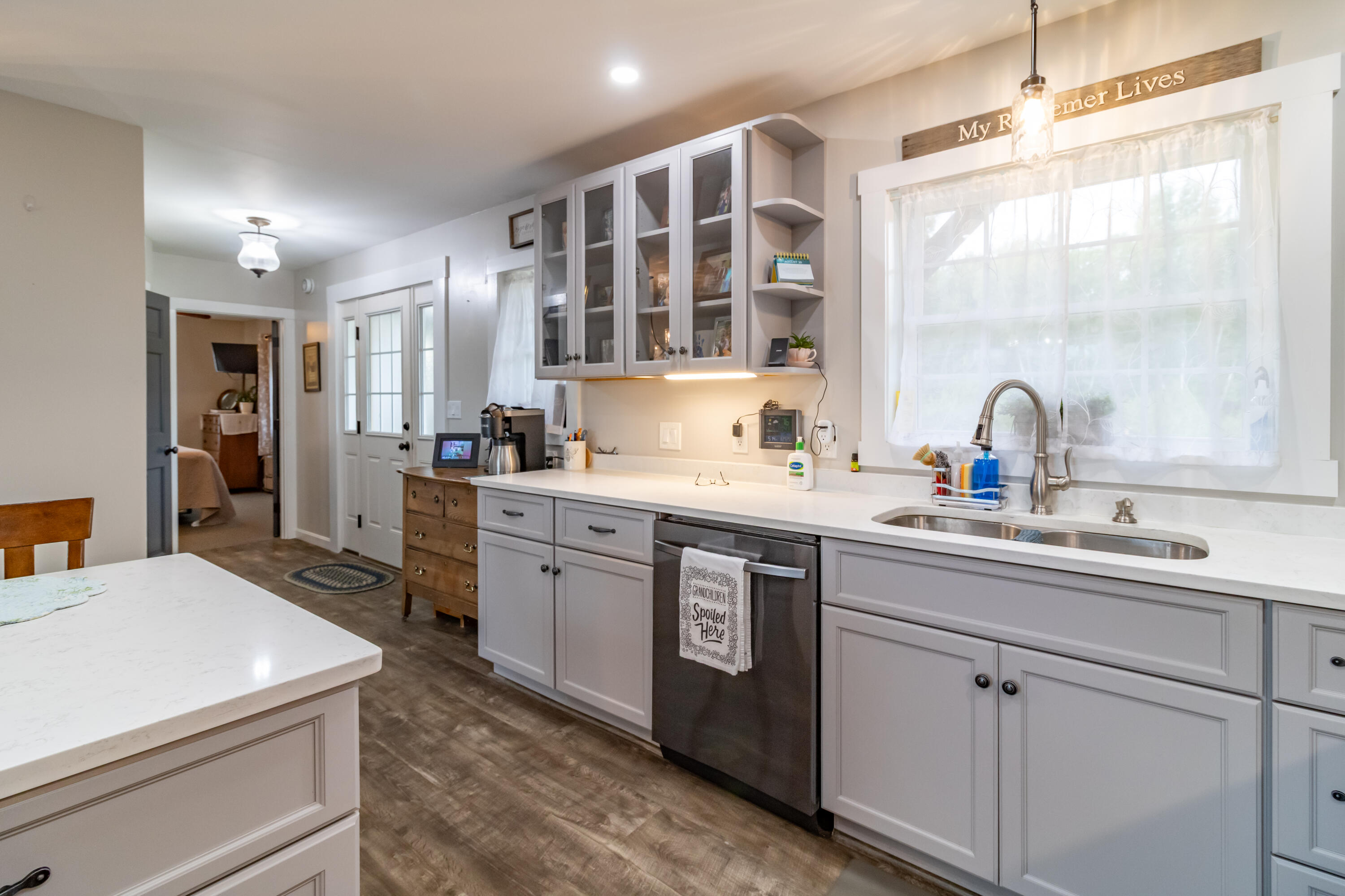 593 North Chester Road Lincoln, ME 04457 - Photo 57 of 104 593 N Chester Road Interiors-15
