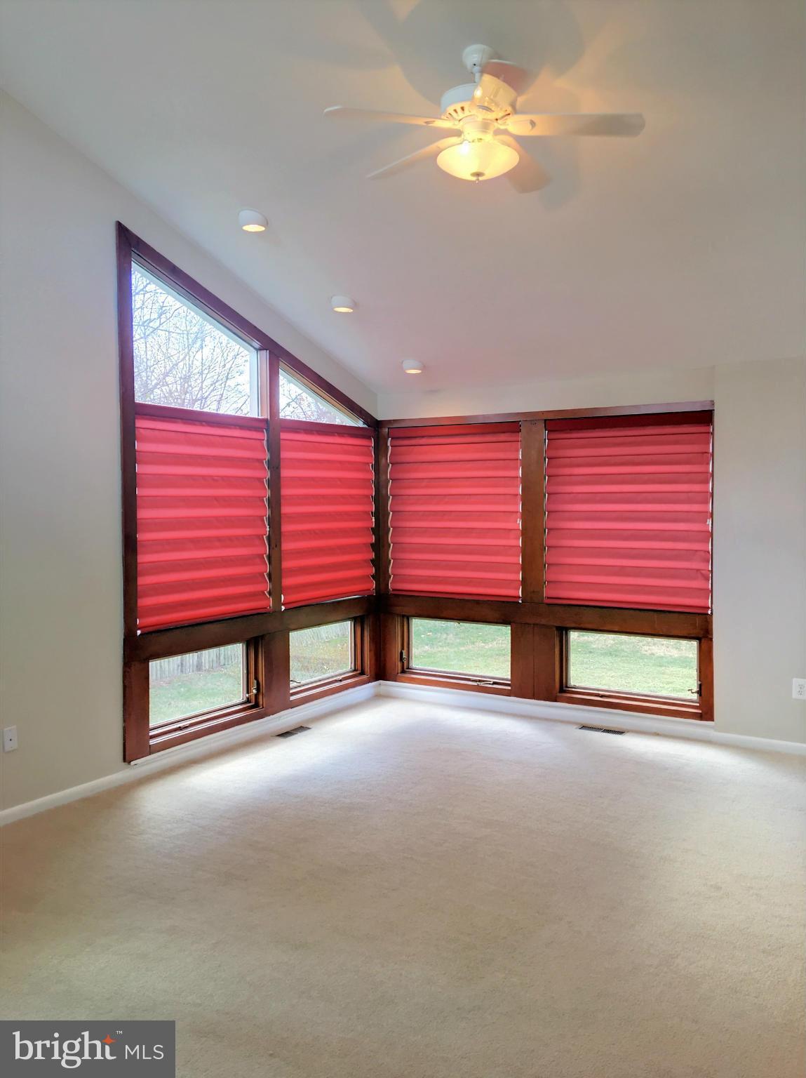 14408 Sturtevant Road Silver Spring, MD 20905 - Photo 16 of 30 Family Room