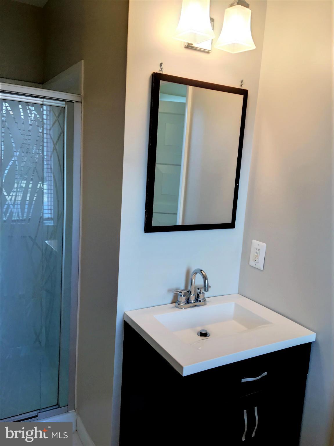14408 Sturtevant Road Silver Spring, MD 20905 - Photo 7 of 30 Bath
