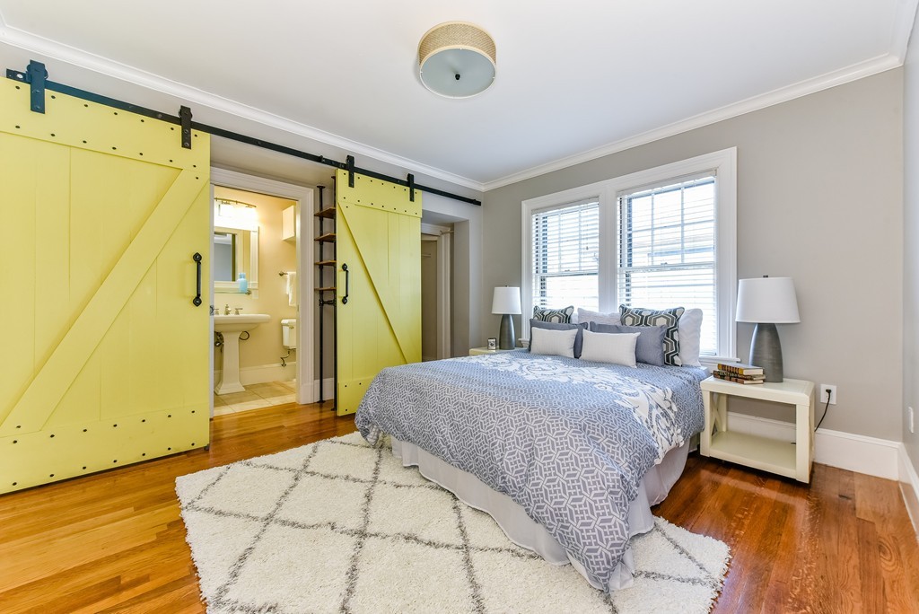 8 Upland Road, Unit 1 Brookline, MA 02445 - Photo 10 of 20 Gallery Image 10