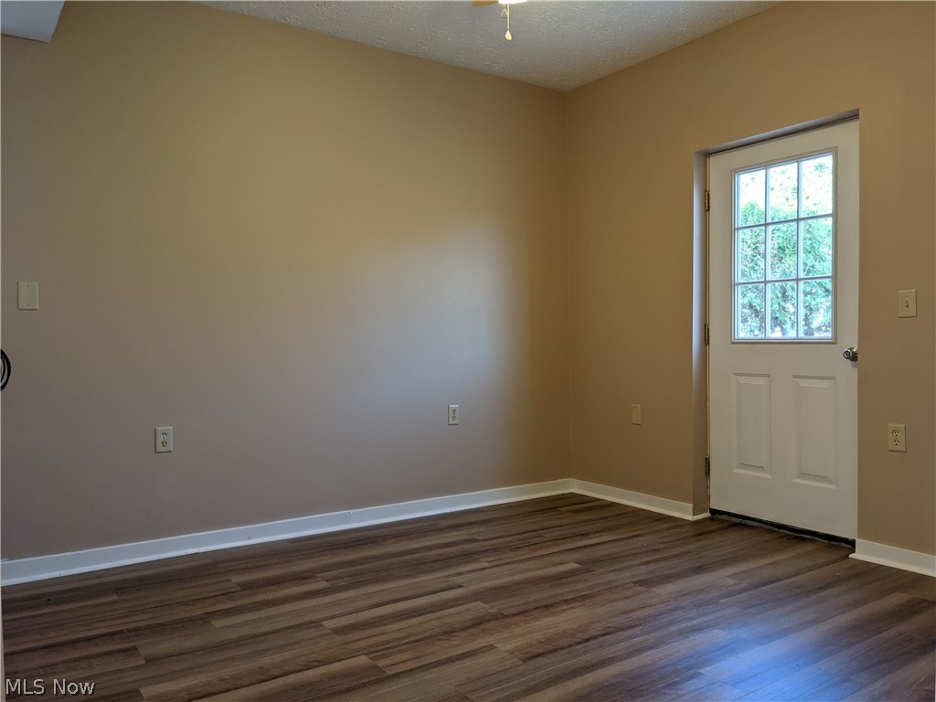 6595 North Ridge Road West Geneva, OH 44041 - Photo 17 of 27