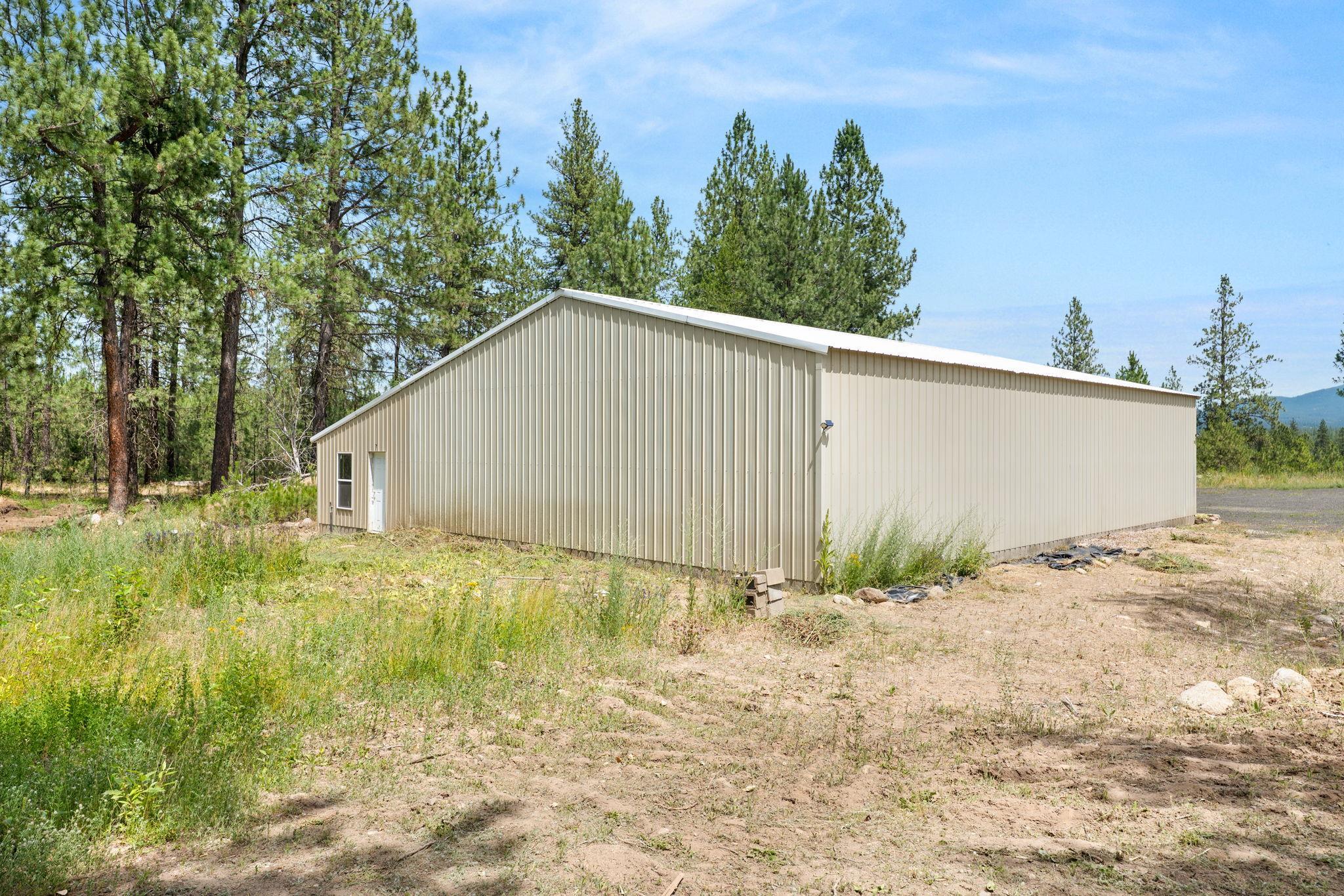26811 North Yale Road Chattaroy, WA 99003 - Photo 23 of 30