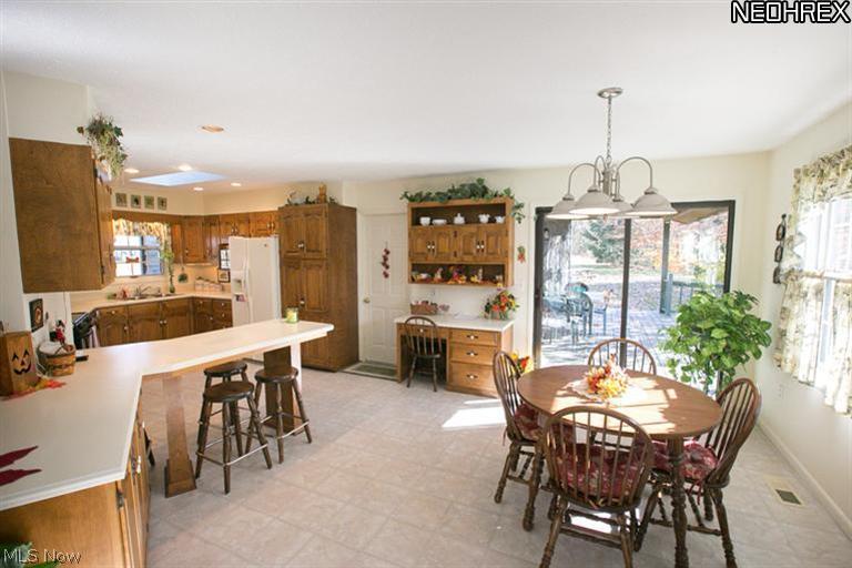 22570 Foster Road Wellington, OH 44090 - Photo 4 of 16 Gallery Image 4