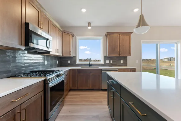 $708,000 | 15029 Ardmullivan Lane, Rosemount, MN 55068