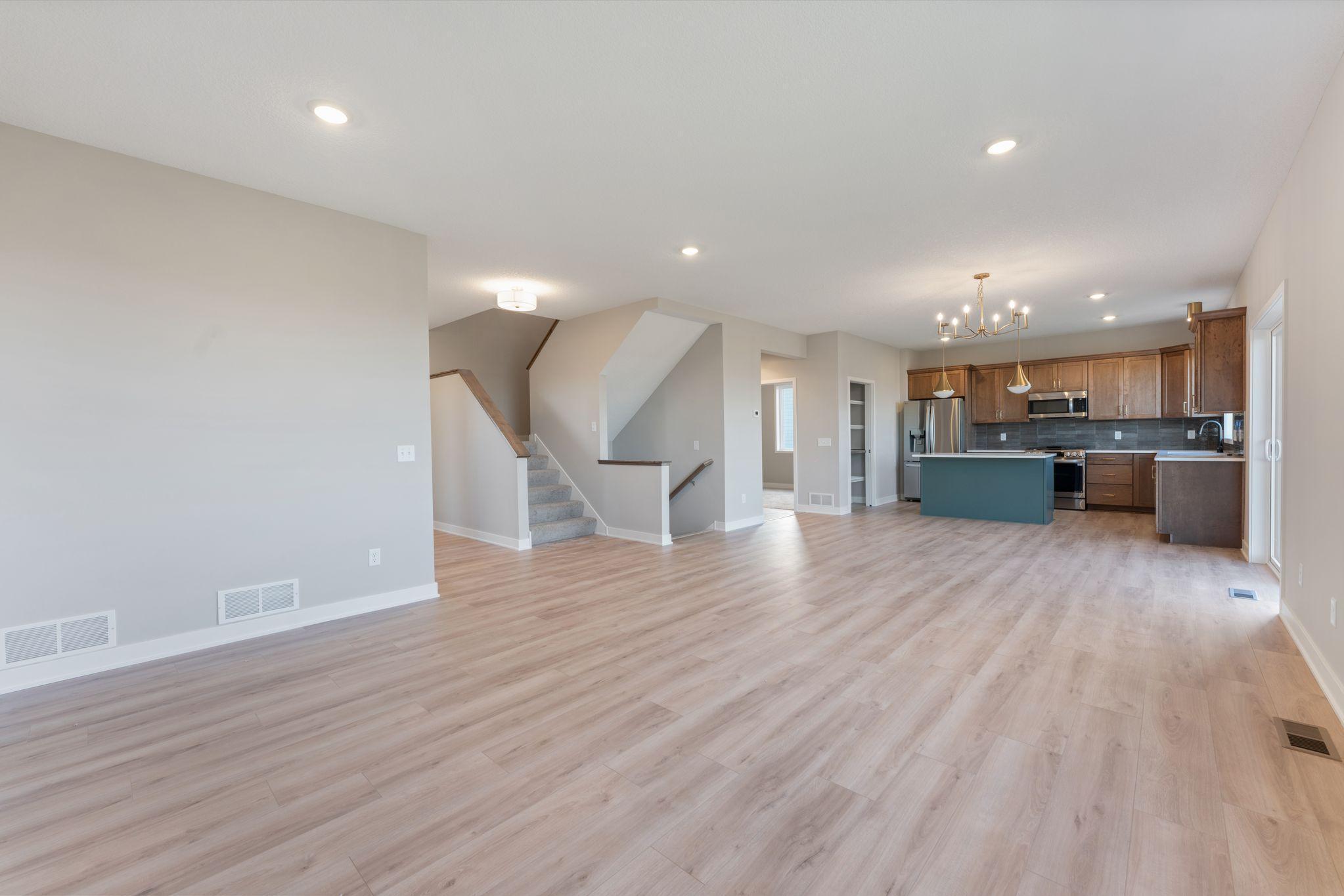 15029 Ardmullivan Lane Rosemount, MN 55068 - Photo 8 of 45