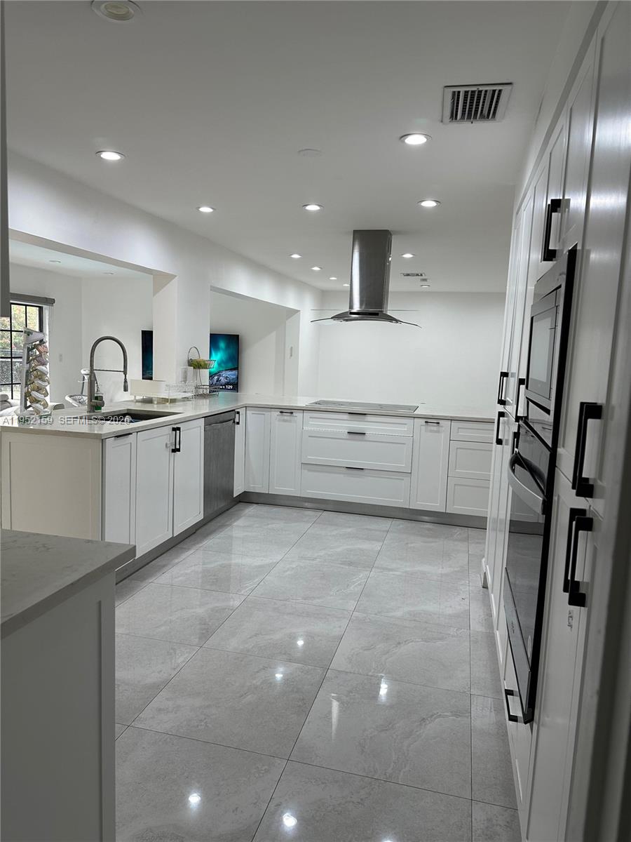 10153 Southwest 51st Street Cooper City, FL 33328 - Photo 5 of 49