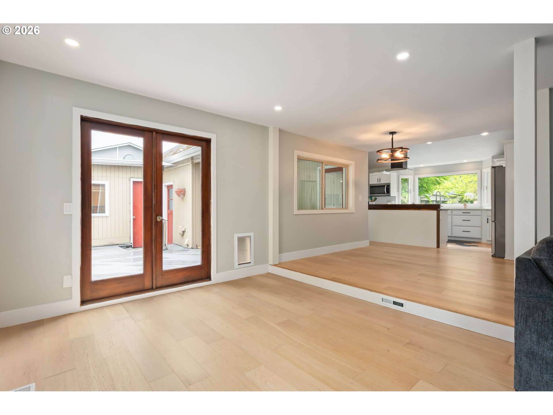 2742 Wingate Street Eugene, OR 97408 - Photo 8 of 45
