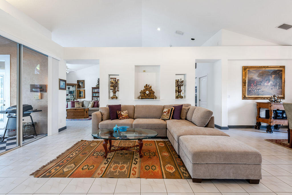 7828 Dorchester Road Boynton Beach, FL 33472 - Photo 11 of 50 7828DorchesterRd.-6