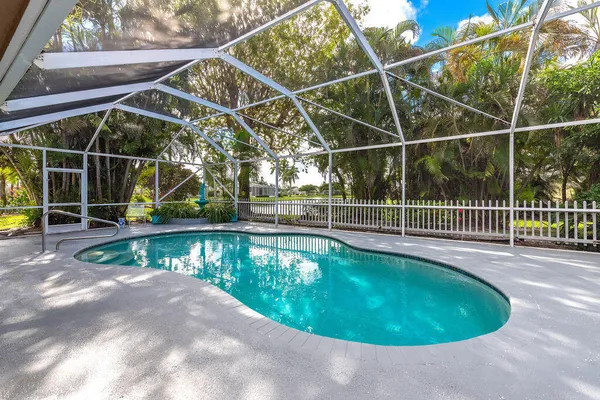 $4,998 | 7828 Dorchester Road, Boynton Beach, FL 33472