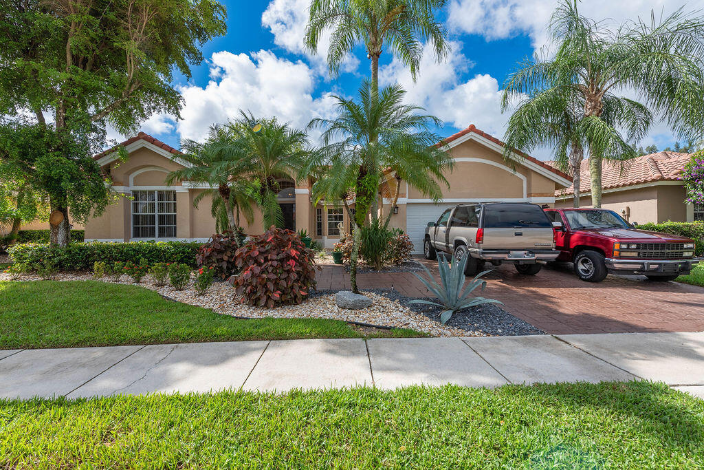 7828 Dorchester Road Boynton Beach, FL 33472 - Photo 4 of 50 7828DorchesterRd.-29