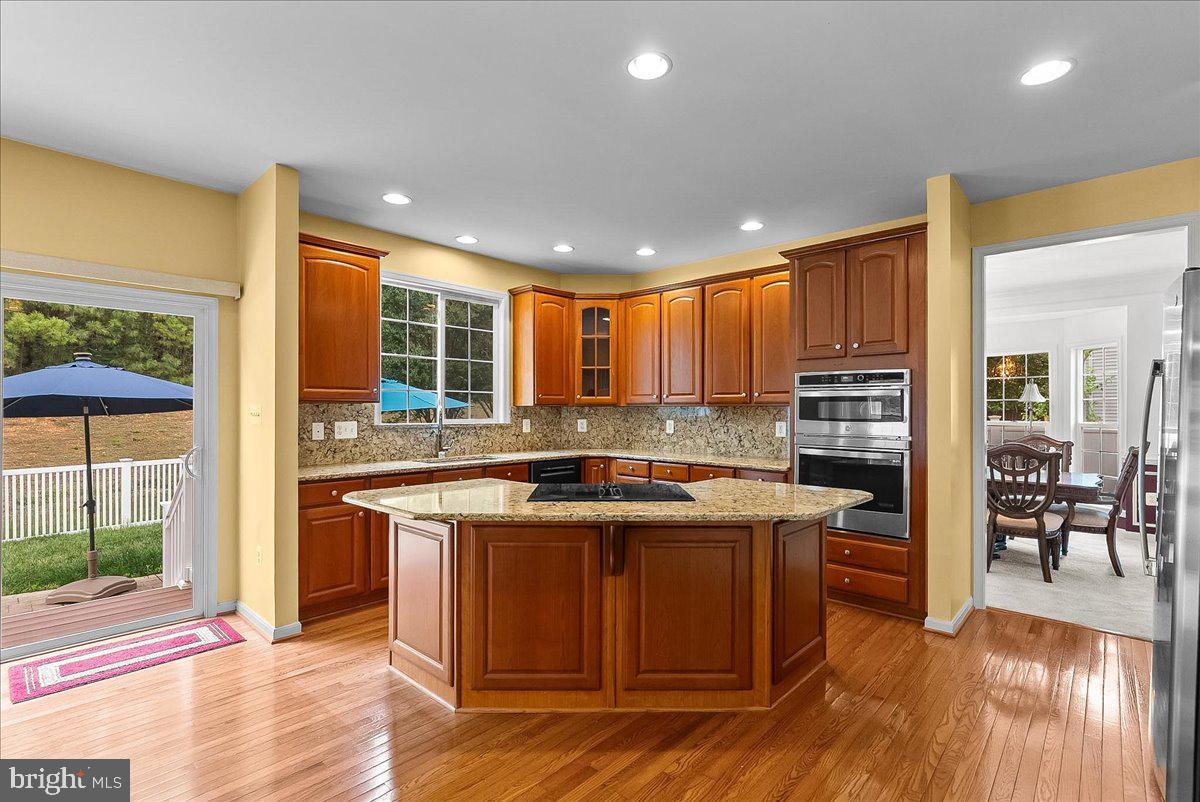 53 Hamstead Road Fredericksburg, VA 22405 - Photo 7 of 52 Gourmet Kitchen