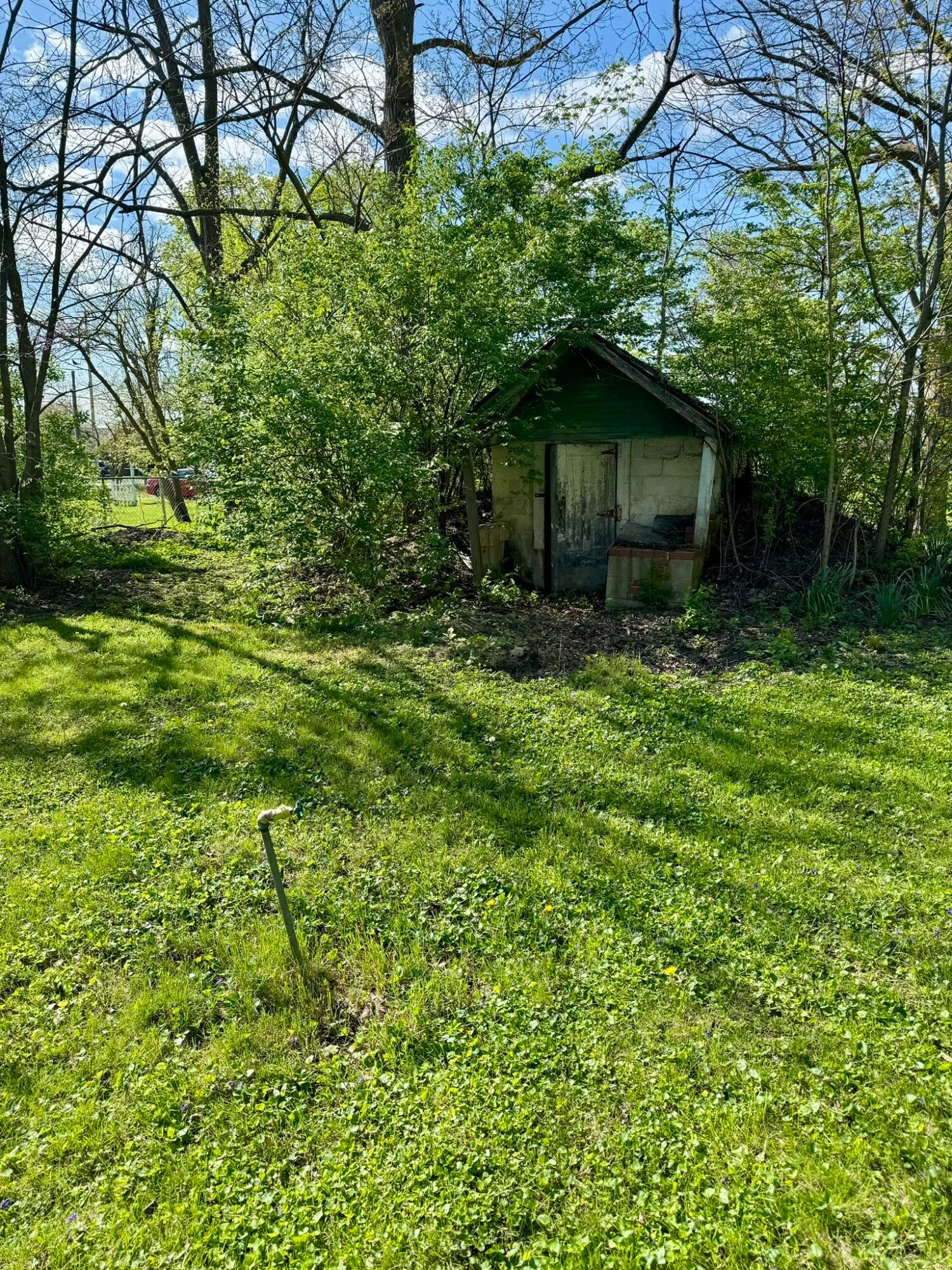 2190 Rosedale Road Irwin, OH 43029 - Photo 33 of 42 Spiget infront of pump house