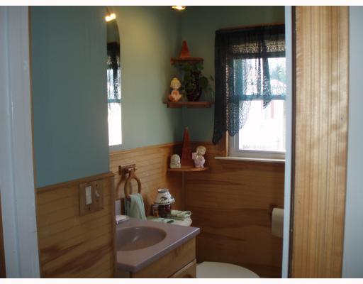 21 Carpathia Road Cranston, RI 02920 - Photo 5 of 6 Other. Updated bath!