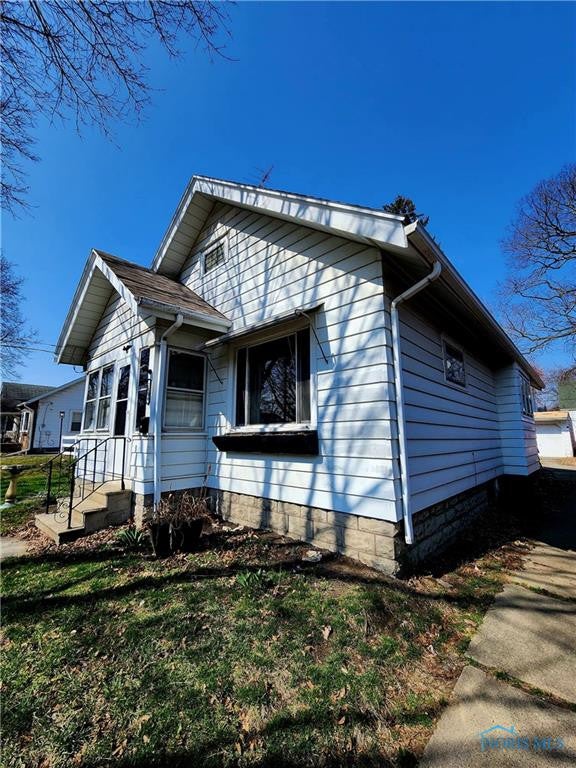 2006 Loxley Road Toledo, OH 43613 - Photo 1 of 15 Gallery Image 1