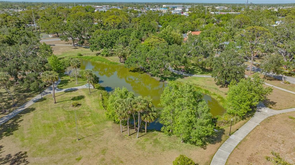 1860 7th Street Sarasota, FL 34236 - Photo 39 of 75 a view of a garden with plants