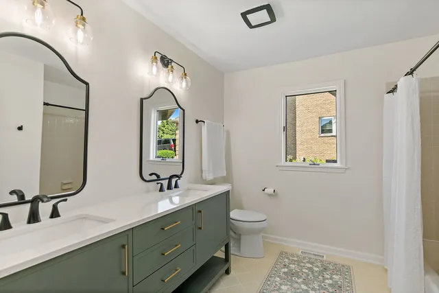 $725,000 | 1548 Wood Creek Trail, Bartlett, IL 60103