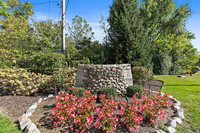 $725,000 | 1548 Wood Creek Trail, Bartlett, IL 60103