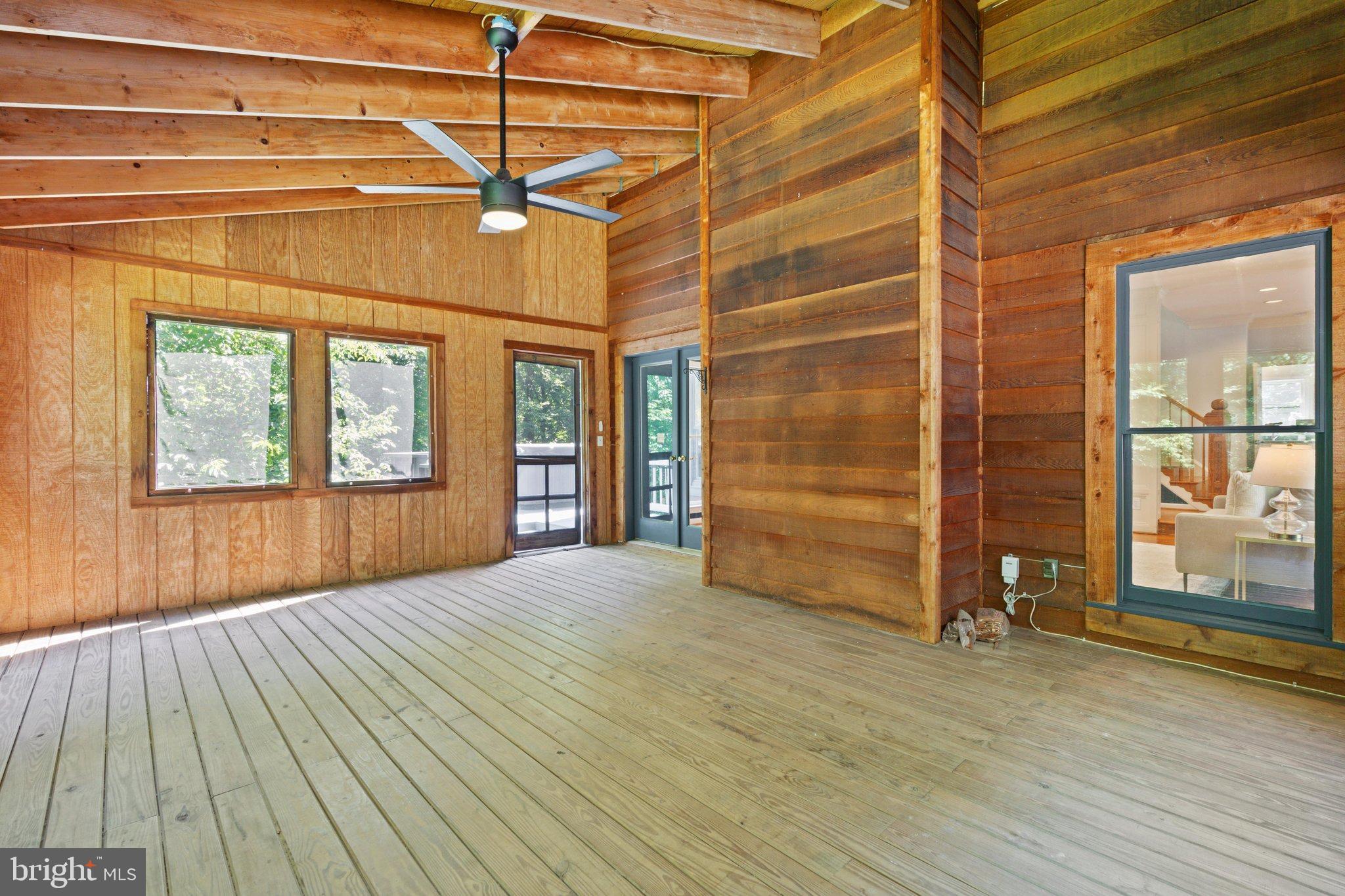 12525 Paradise Spring Road Clifton, VA 20124 - Photo 22 of 83 Screened in Porch