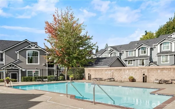 $360,000 | 16125 Juanita Woodinville Way Northeast, Unit 2202, Bothell, WA 98011