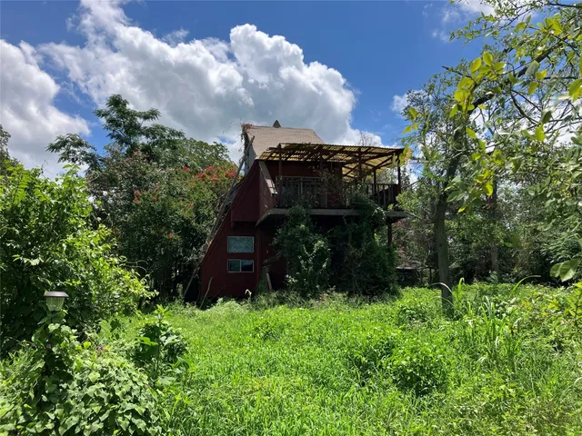 $229,700 | 693 St Mary's Road, Rosanky, TX 78953